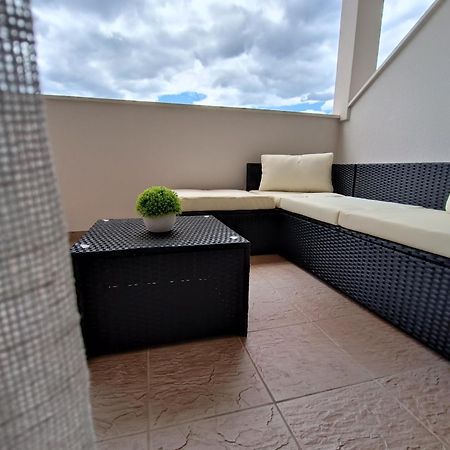Apartman Burcul Sukošan المظهر الخارجي الصورة